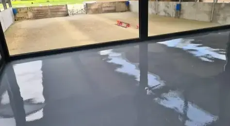 applicateur sol en résine Lamballe-2