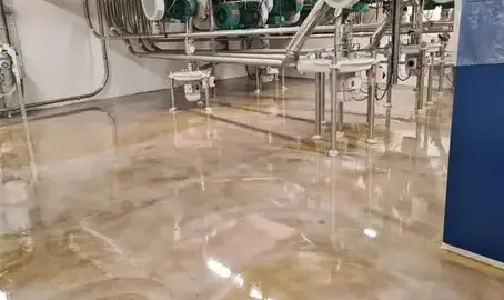 applicateur sol en résine Plérin-1
